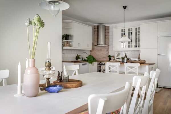 Gothenburg Villa rental house front view with garden and hot tub